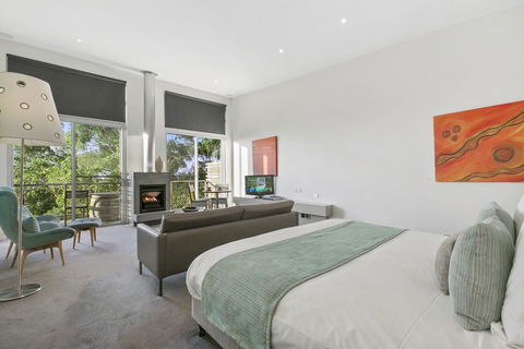 Georges Boutique Hotel And Culinary Retreat - Sunshine Coast Tourism 3