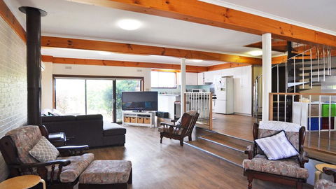 GETAWAY ON GARDEN - FREE WIFI - PET FRIENDLY (OUTSIDE ONLY) - Sunshine Coast Tourism 2