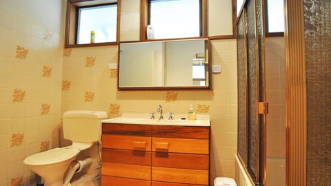 GETAWAY ON GARDEN - FREE WIFI - PET FRIENDLY (OUTSIDE ONLY) - Sunshine Coast Tourism 1
