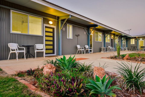 Getaway Villas Unit 38-1 - 1 Bedroom Disabled Friendly Accommodation - Holiday Sunshine Coast 2