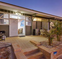 Getaway Villas Unit 38-10 - 2 Bedroom Self-Contained Accommodation - Sunshine Coast Tourism
