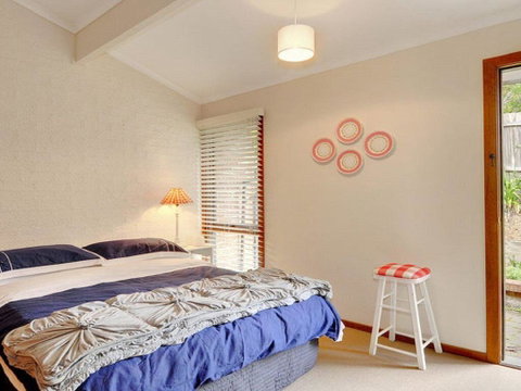 Gibraltar Getaway - Cute, Comfortable & Close To Town - Sunshine Coast Tourism 3