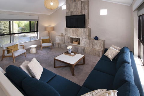 GIFFORD HOUSE - Holiday Sunshine Coast 2