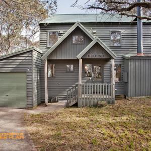 Gimme Shelter - Sunshine Coast Tourism 3