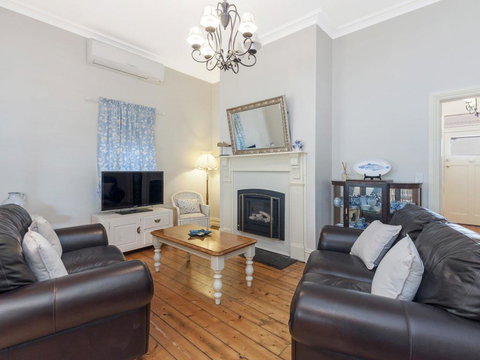 Ginabella - Holiday Sunshine Coast 3