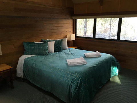 Girraween Environmental Lodge - Sunshine Coast Tourism 1