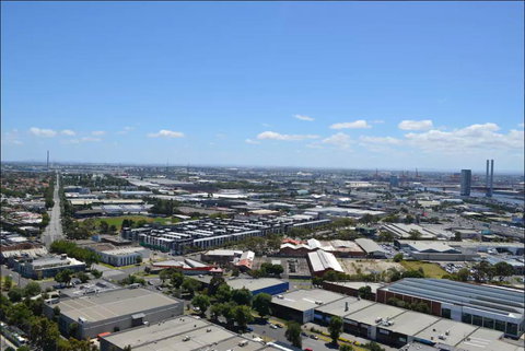 Gladly Inn 2606 - Holiday Sunshine Coast 2