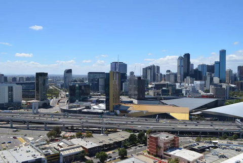 Gladly Inn 2606 - Holiday Sunshine Coast 3