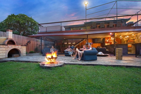 Gladstone Backpackers - Sunshine Coast Tourism 0