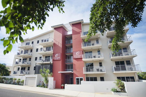 Gladstone City Central Apartment Hotel - Sunshine Coast Tourism 0
