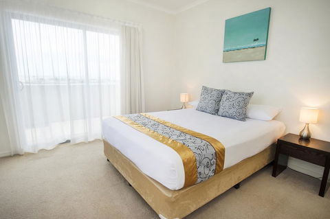 Gladstone City Central Apartment Hotel - Sunshine Coast Tourism 2