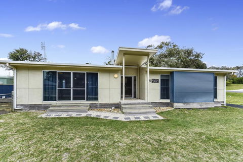 Glen River House - Sunshine Coast Tourism 0