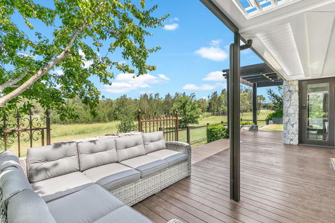 Glendower - Sunshine Coast Tourism 1