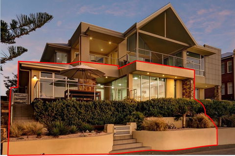 Glenelg Absolute Beachfront - One Of Only Two Homes - Sunshine Coast Tourism 1