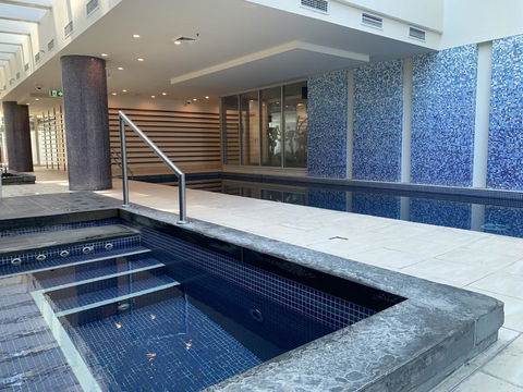 GLENELG Five Stars - Holiday Sunshine Coast 1