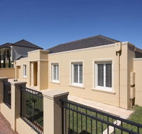 Glenelg Private Studio - Sunshine Coast Tourism