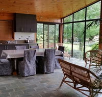 Glenhope Alpaca Farm Suites - Holiday Sunshine Coast