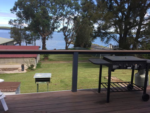 Glenrowan Erowal Bay - Sunshine Coast Tourism 1