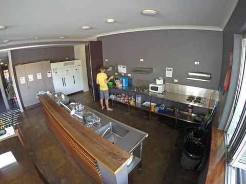 Global Backpackers Port Douglas - Sunshine Coast Tourism 2