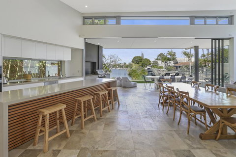 Go With The Flow, Noosa Sound - Holiday Sunshine Coast 2