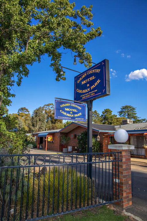 Golden Country Motel And Caravan Park - Sunshine Coast Tourism 3