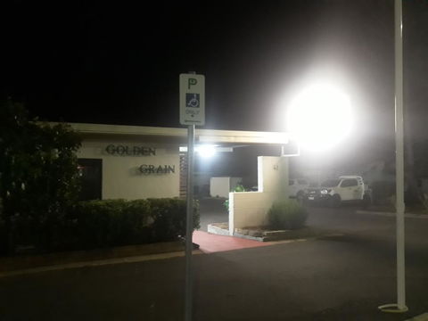 Golden Grain Motel - Sunshine Coast Tourism 2