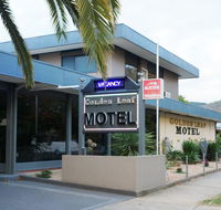 Golden Leaf Motel - Holiday Sunshine Coast