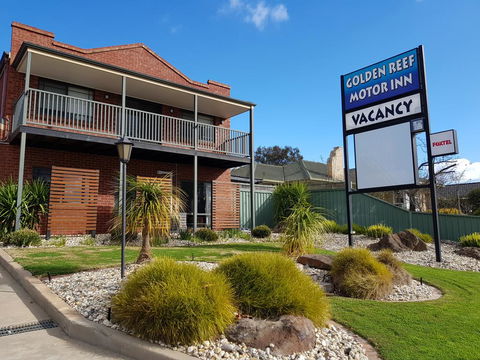 Golden Reef Motor Inn - Sunshine Coast Tourism 0
