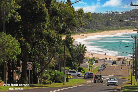GOLF 39 MOLLYMOOK BEACH - Holiday Sunshine Coast 0
