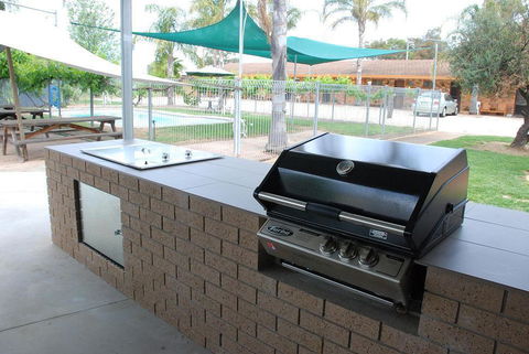 Golfers Lodge Motel - Holiday Sunshine Coast 3