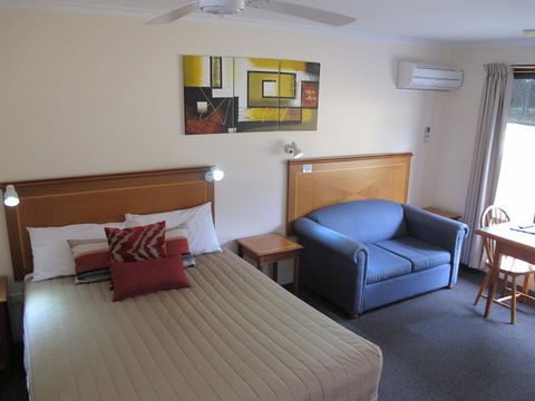 Golfers Lodge Motel - Holiday Sunshine Coast 0