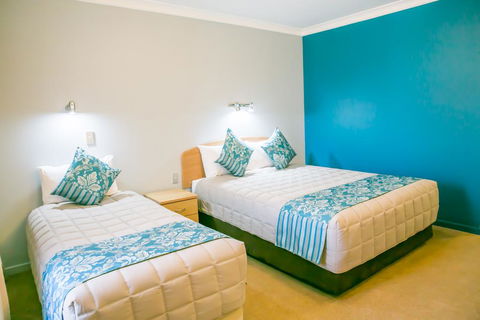 Gosford Palms Motor Inn - Sunshine Coast Tourism 3