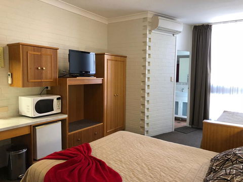 Goulburn Motor Inn - Sunshine Coast Tourism 1