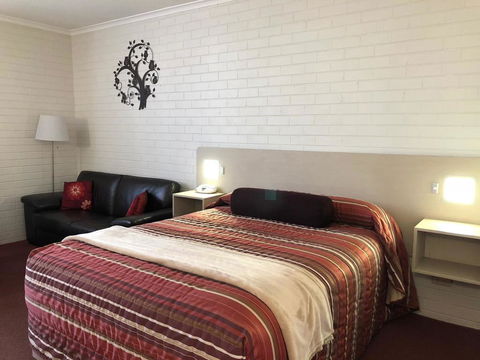 Goulburn Motor Inn - Sunshine Coast Tourism 0