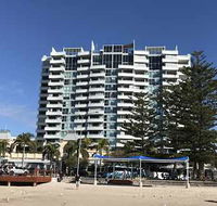 Grand Hotel Apartments Gold Coast by owner - Holiday Sunshine Coast