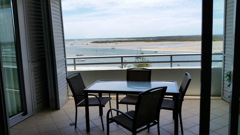 Grand Hotel Apartments Gold Coast By Owner - Sunshine Coast Tourism 3