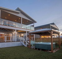 Grande Nisi Casa Cowes - Sunshine Coast Tourism