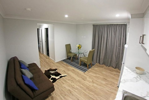 Granny Flat Next To Golf Course - Sunshine Coast Tourism 1