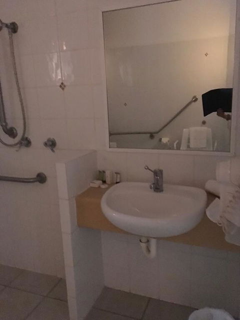 Great Divide Motor Inn - Sunshine Coast Tourism 3