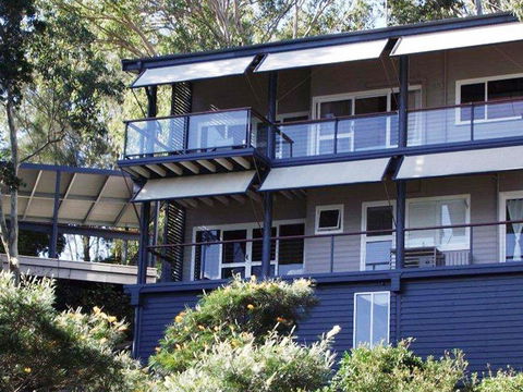 Green Point Lakehouse - Sunshine Coast Tourism 1