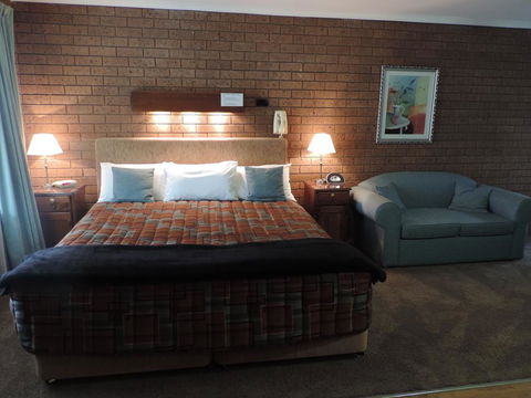 Greenacres Motel - Sunshine Coast Tourism 0