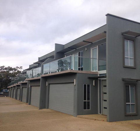 Griffith Prestige Apartments - Holiday Sunshine Coast 3
