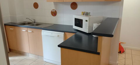 Ground Floor Family Apartment At Family Resort - Holiday Sunshine Coast 2
