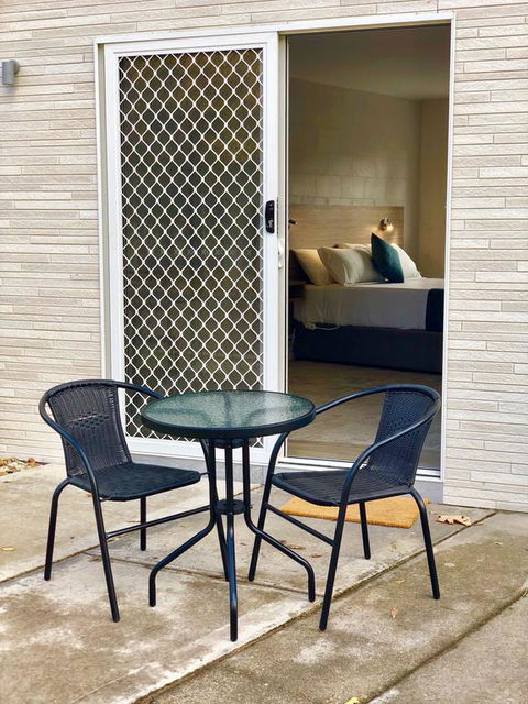 Gundagai Tourist Suites - Holiday Sunshine Coast 3