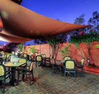 Halls Creek Motel - Holiday Sunshine Coast