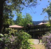 Halls Gap Tavern - Holiday Sunshine Coast