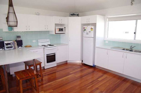 Hampstead, 32 Main Street - Holiday Sunshine Coast 3