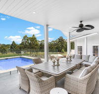 Hamptons on Figtree - Holiday Sunshine Coast