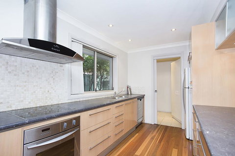 Harmony House - Bateau Bay, NSW - Holiday Sunshine Coast 1