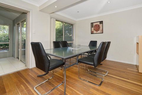 Harmony House - Bateau Bay, NSW - Holiday Sunshine Coast 3